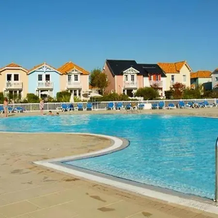 Maison De 4/6p Au Golf De Port Bourgenay Hébergement de vacances *